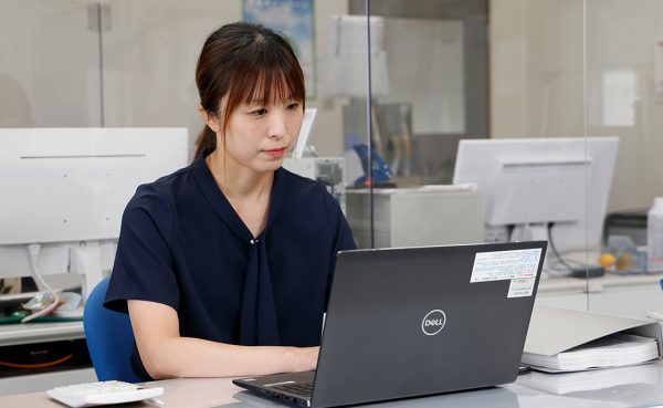 事務作業の写真